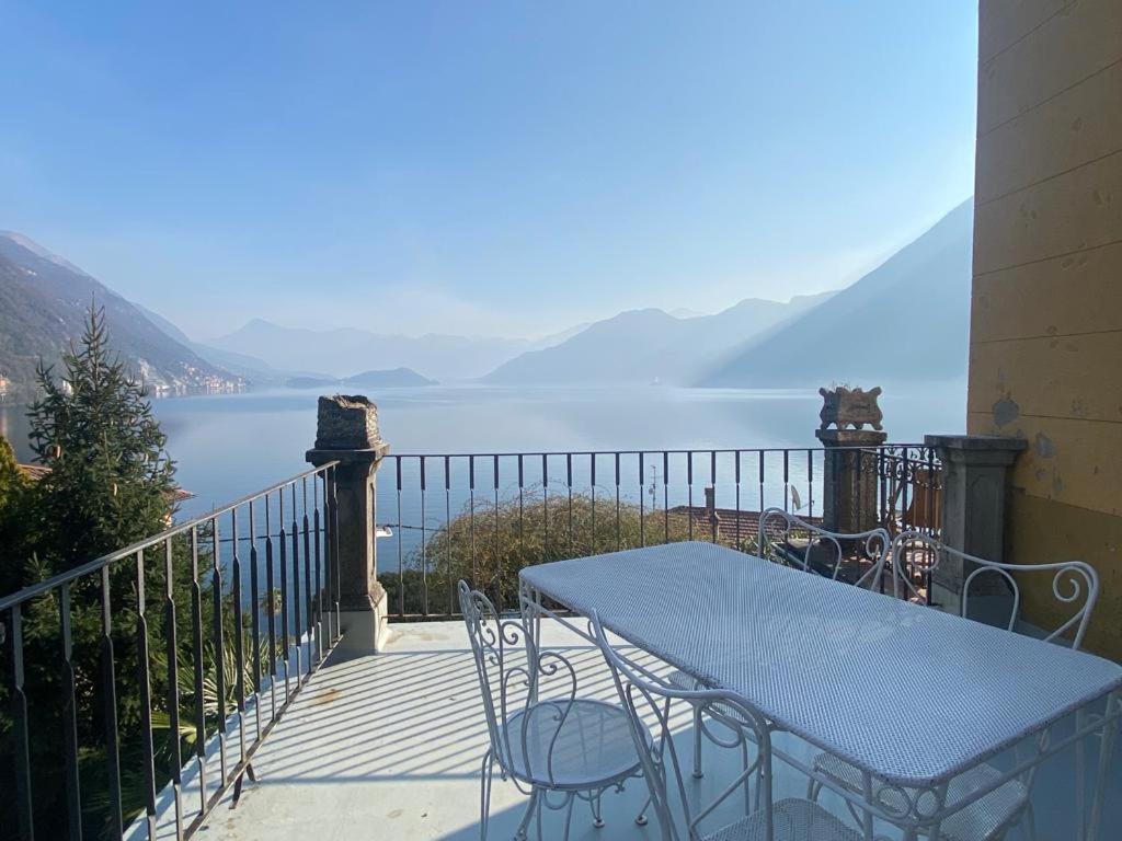 The Comfort - Big Apartment In Villa With Garden And Terrace Argegno Extérieur photo